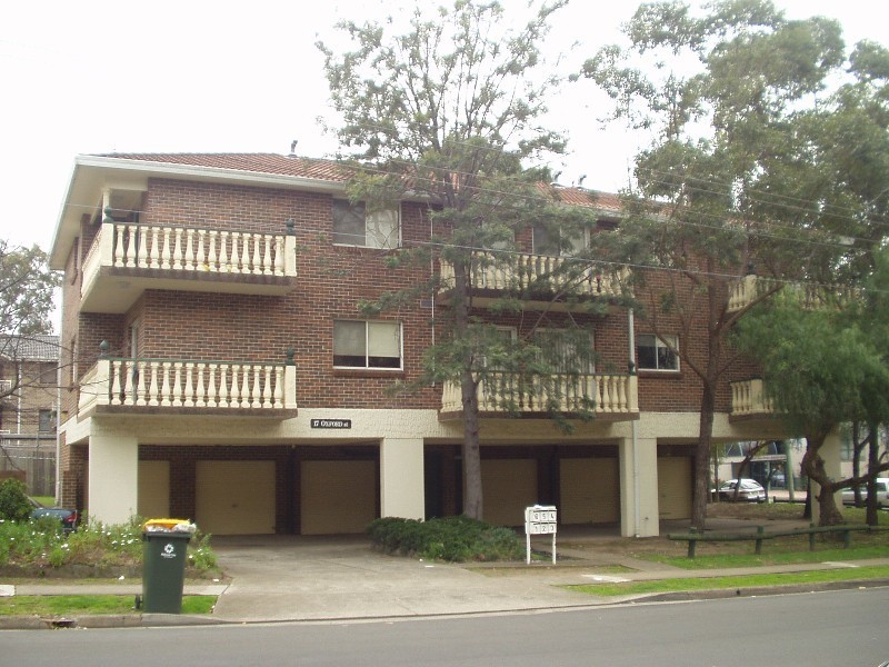 6/17  OXFORD STREET, Merrylands NSW 2160