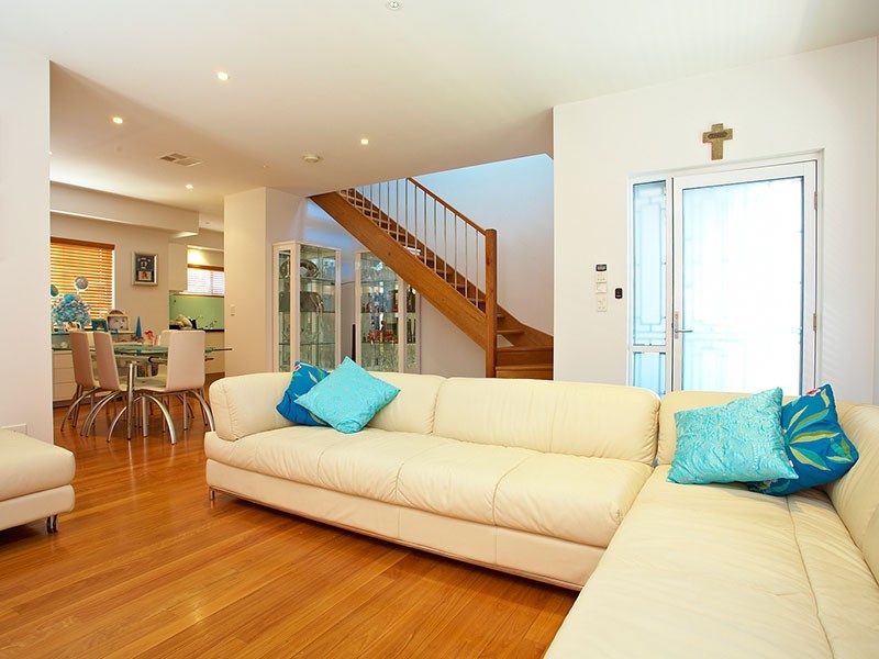 2 Webster Street, Pendle Hill NSW 2145