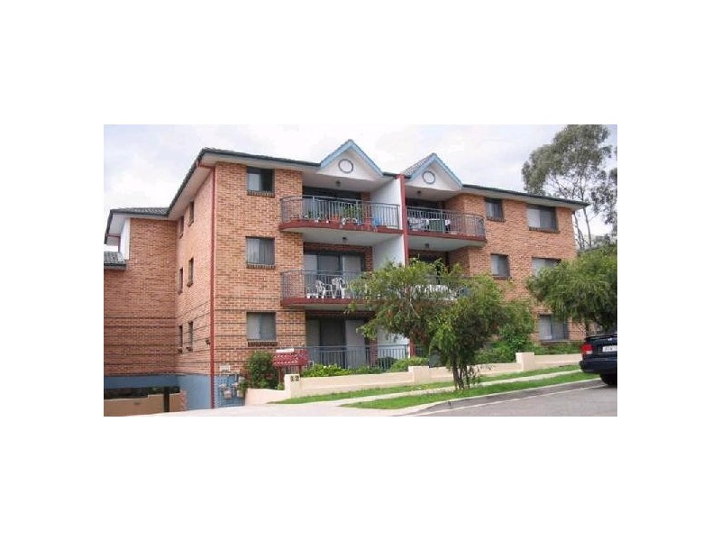 6/10-12 Hassall Street, Westmead NSW 2145