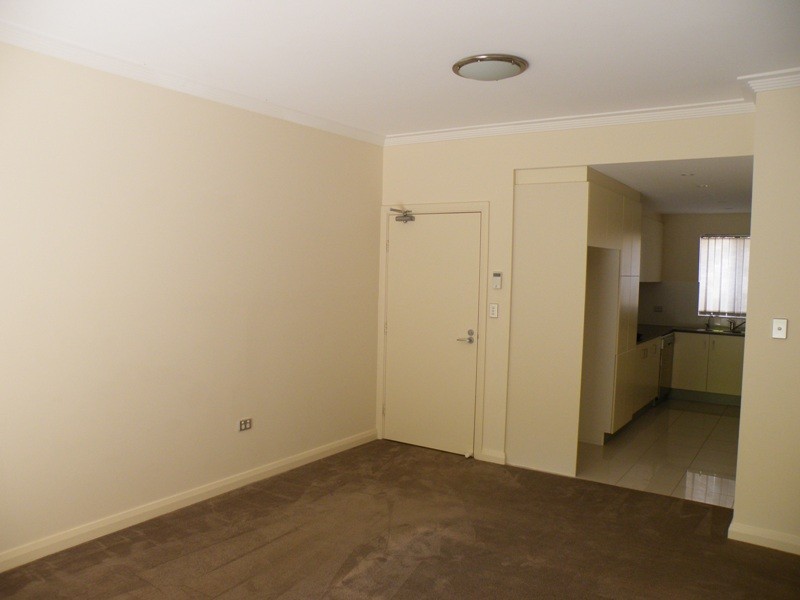 25/6-18 Redbank Road, Northmead NSW 2152