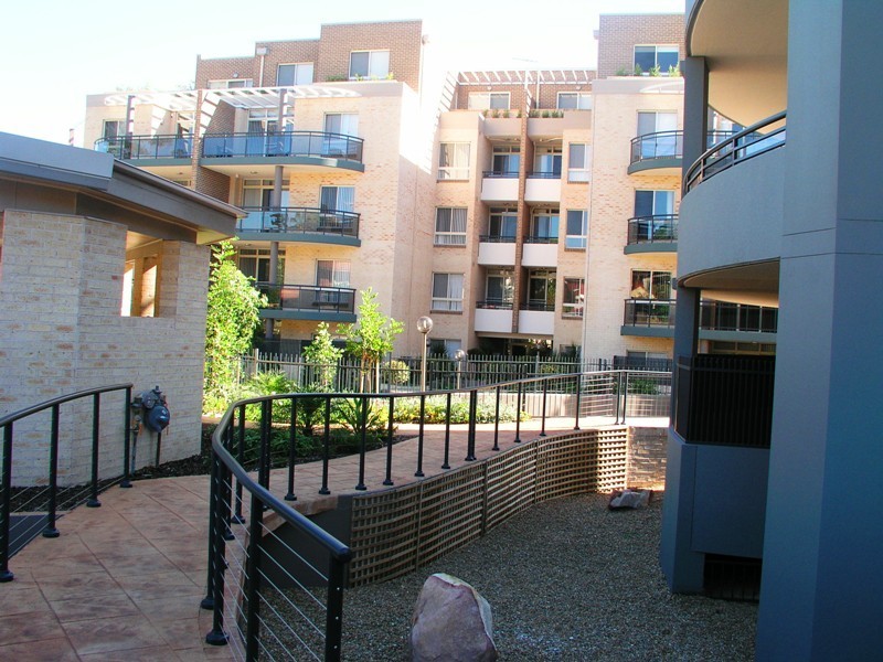 11/22-26 Mercer Street, Castle Hill NSW 2154