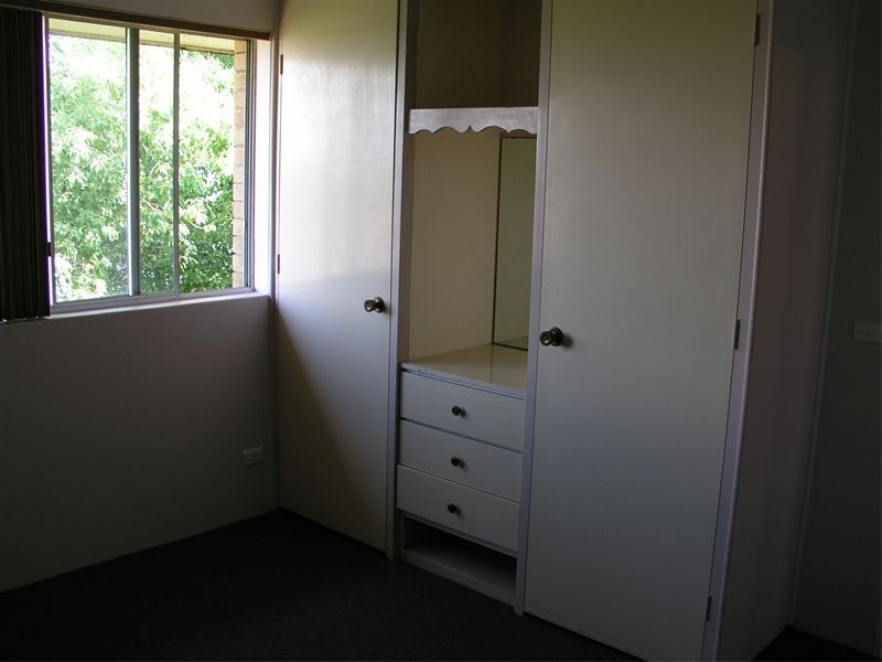 11/32  Allen Street, Harris Park NSW 2150