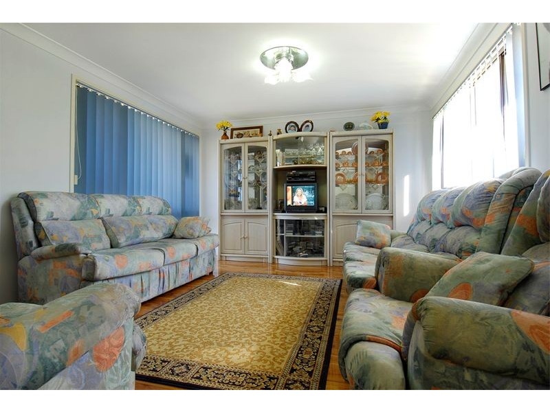 14  Ivanhoe Street, St Johns Park NSW 2176