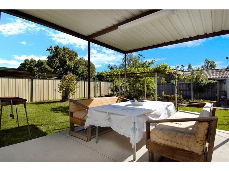 14  Ivanhoe Street, St Johns Park NSW 2176