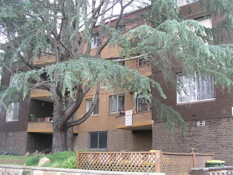 4/11  Allen Street, Harris Park NSW 2150