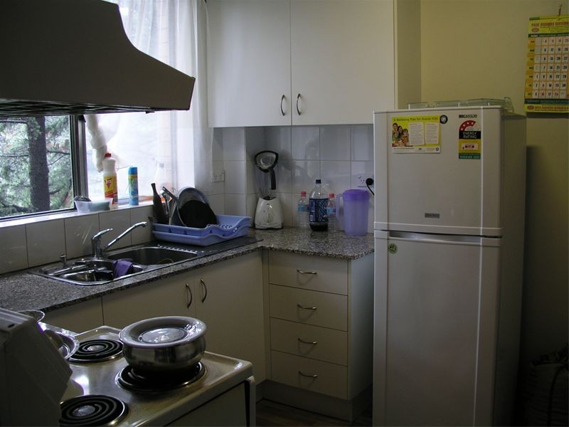 4/11  Allen Street, Harris Park NSW 2150