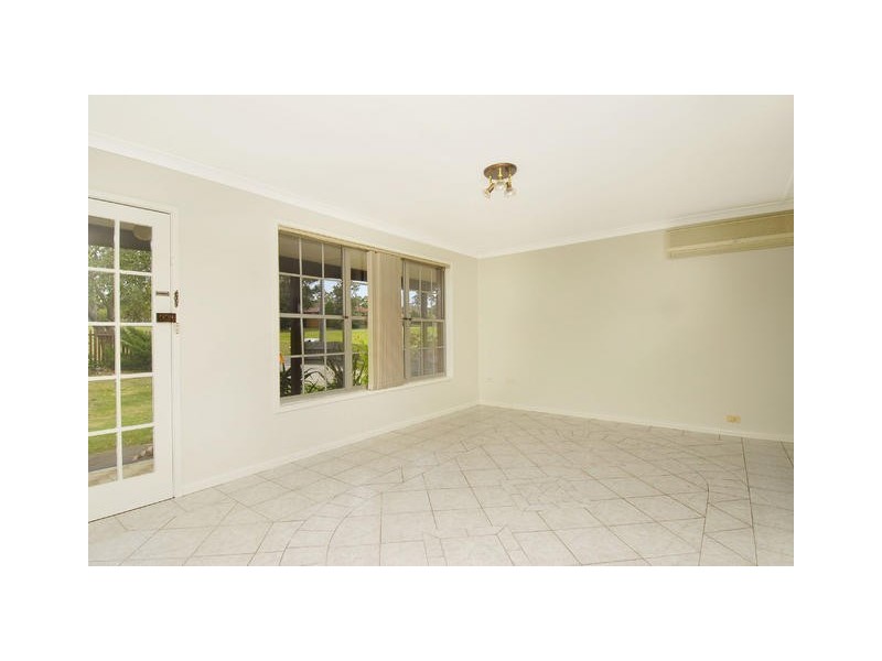 54  Mackenzie Boulevard, Seven Hills NSW 2147