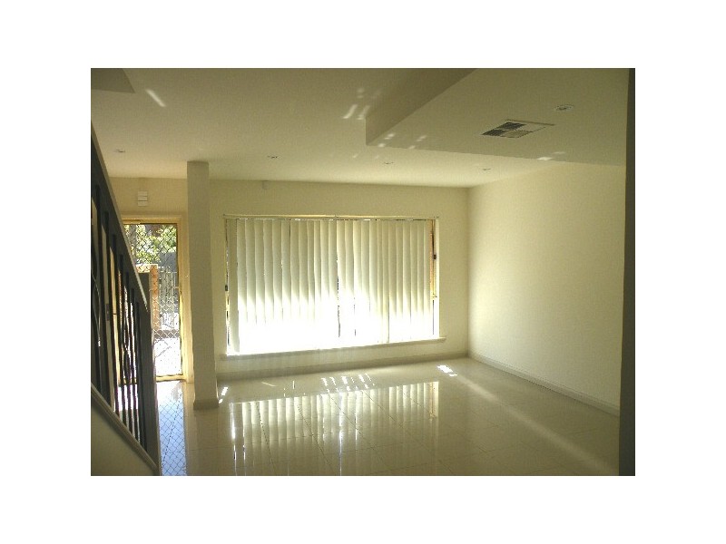 17/1  Eleanor Street, Rosehill NSW 2142