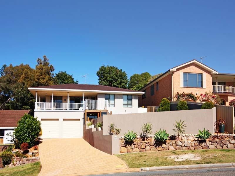 16 Oleander Avenue, Port Macquarie NSW 2444