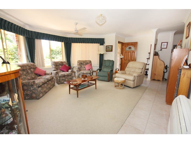 2/111 Lake Road, Port Macquarie NSW 2444