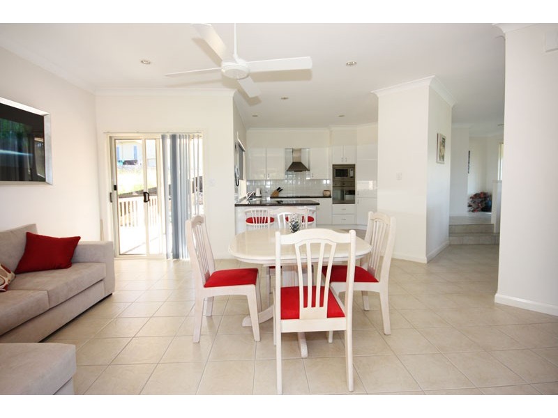 27 Lomandra Terrace, Port Macquarie NSW 2444