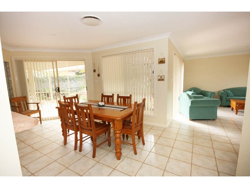 42 Jonas Absalom Drive, Port Macquarie NSW 2444