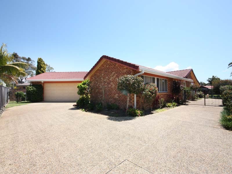 61 Ballina Crescent, Port Macquarie NSW 2444