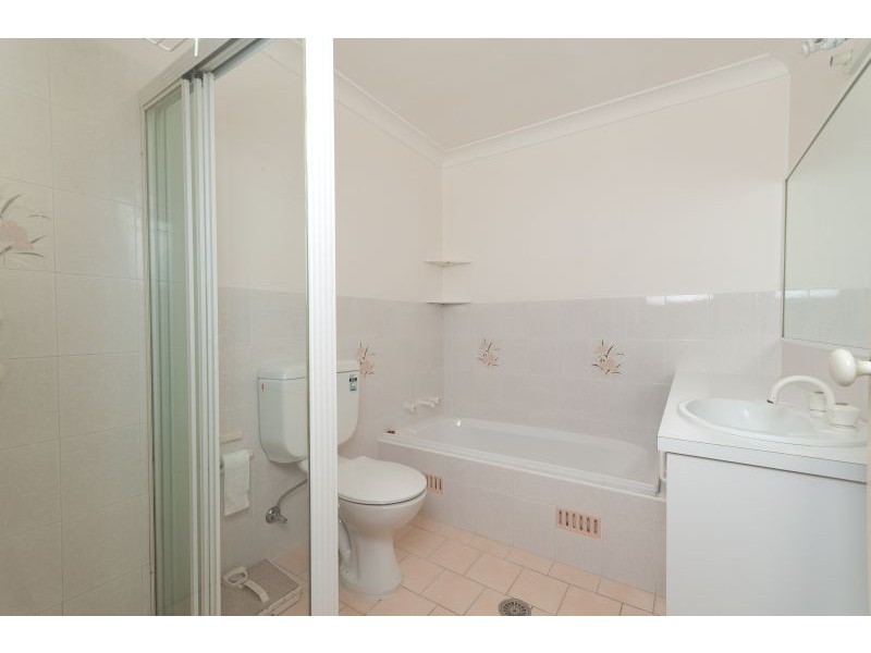 2/37  Marbuk Avenue, Port Macquarie NSW 2444