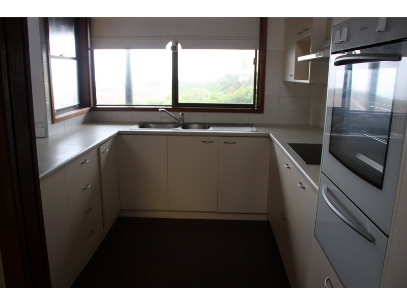 8 Davis Cres, Port Macquarie NSW 2444