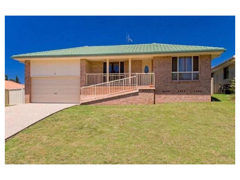 8 Resolution Place, Lake Cathie NSW 2445