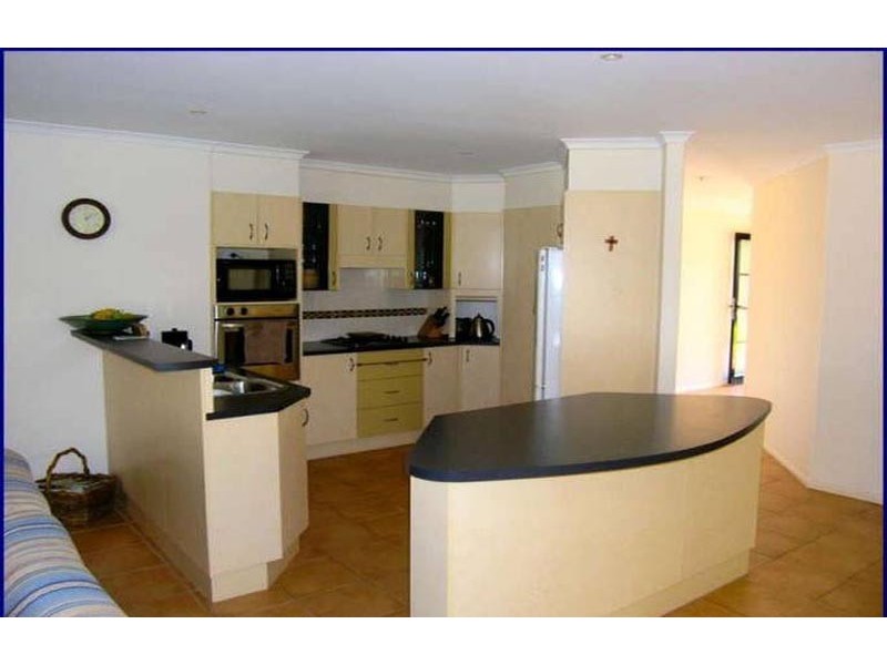 6 Raven Hill, Port Macquarie NSW 2444