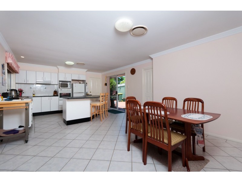 2/5  Sunnyside Crescent, Port Macquarie NSW 2444