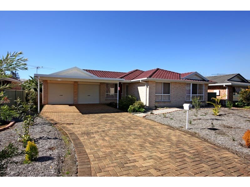 17 Yarra Avenue, Port Macquarie NSW 2444
