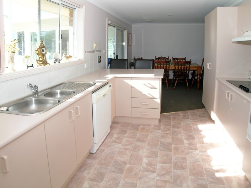 17 Yarra Avenue, Port Macquarie NSW 2444