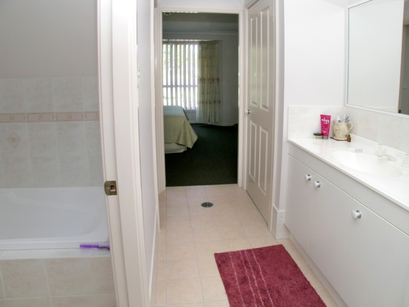 17 Yarra Avenue, Port Macquarie NSW 2444