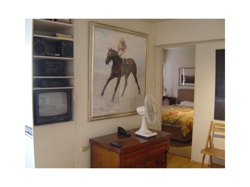 27/15  Wylde Street, Potts Point NSW 2011