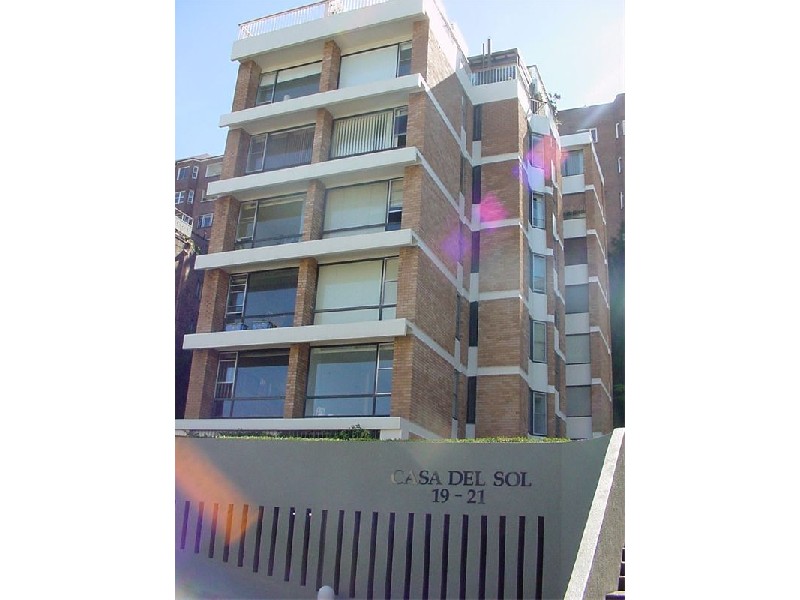 12/19  Billyard Avenue, Elizabeth Bay NSW 2011