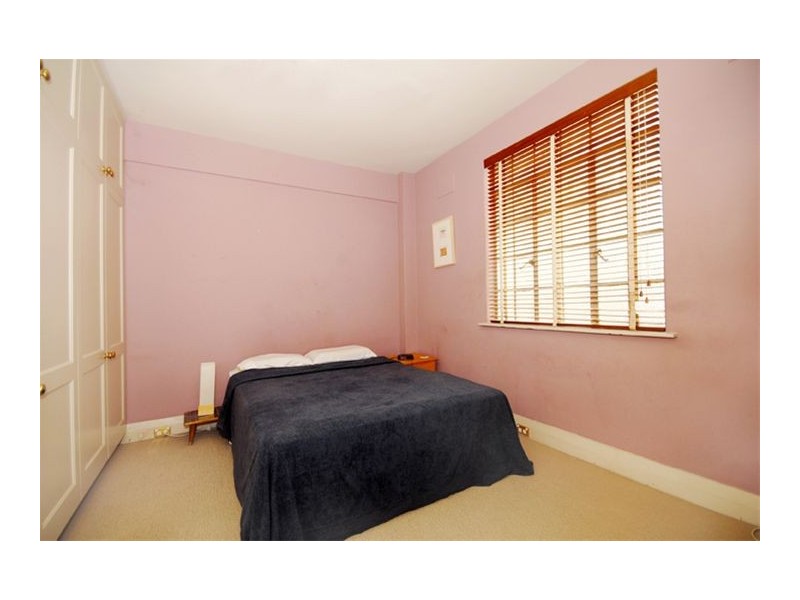 17/2  Greenknowe Avenue, Elizabeth Bay NSW 2011