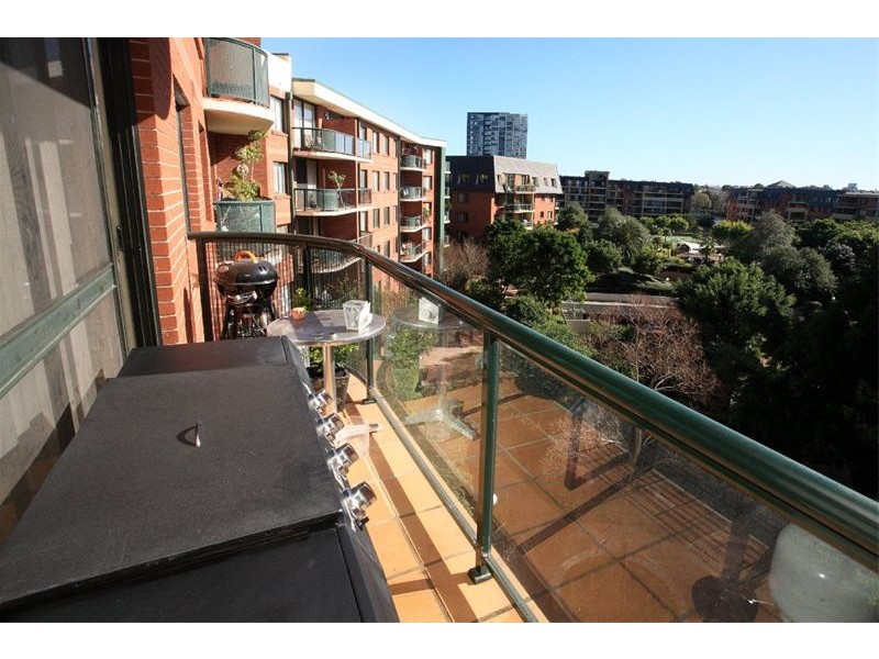 3602/177  Mitchell Road, Erskineville NSW 2043