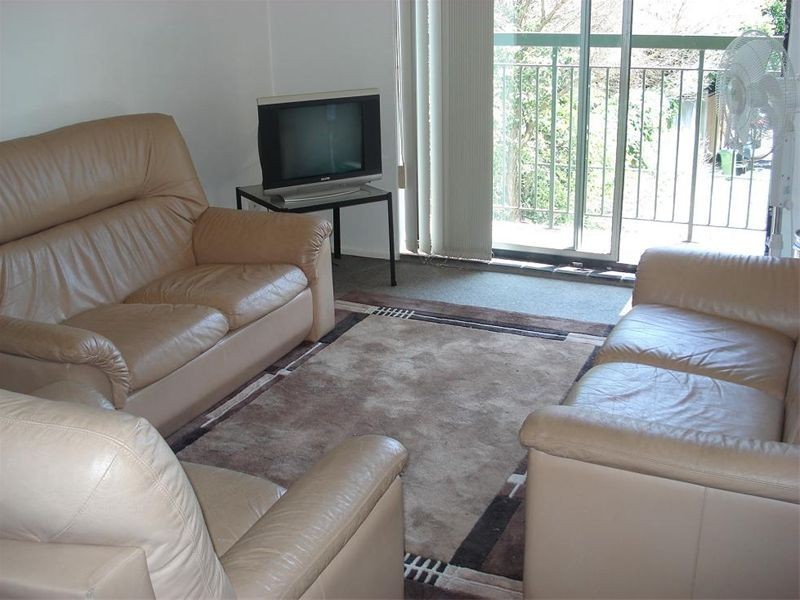 17/679 Bourke St, Surry Hills NSW 2010