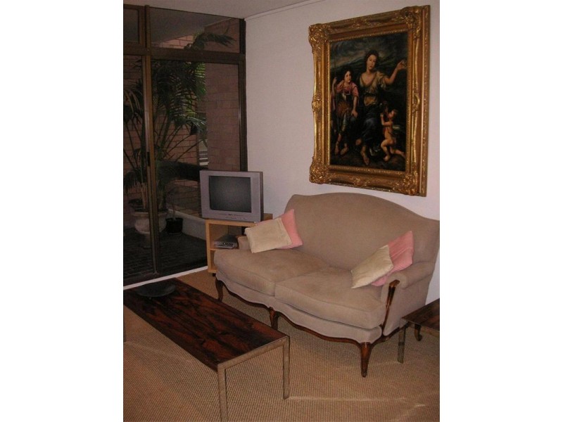 18/21C  Billyard Ave, Elizabeth Bay NSW 2011