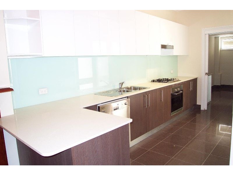 8  Albert Street, Redfern NSW 2016