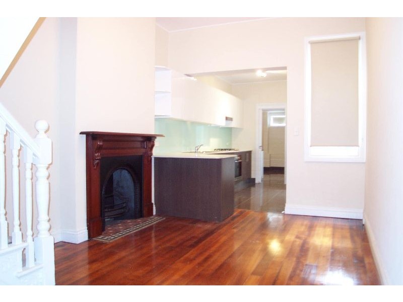 8  Albert Street, Redfern NSW 2016