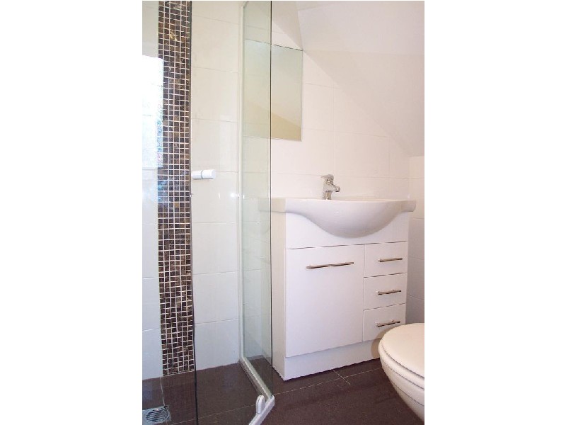 8  Albert Street, Redfern NSW 2016