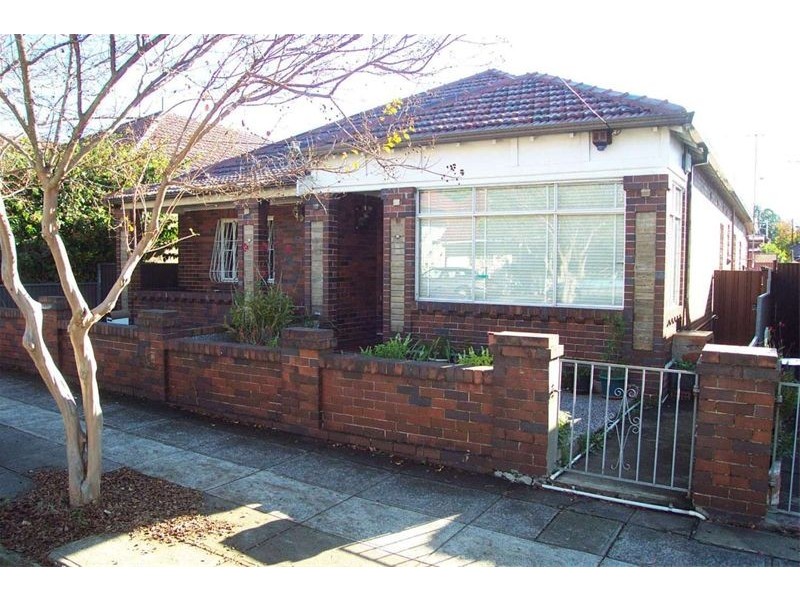 172  Illawarra Rd, Marrickville NSW 2204
