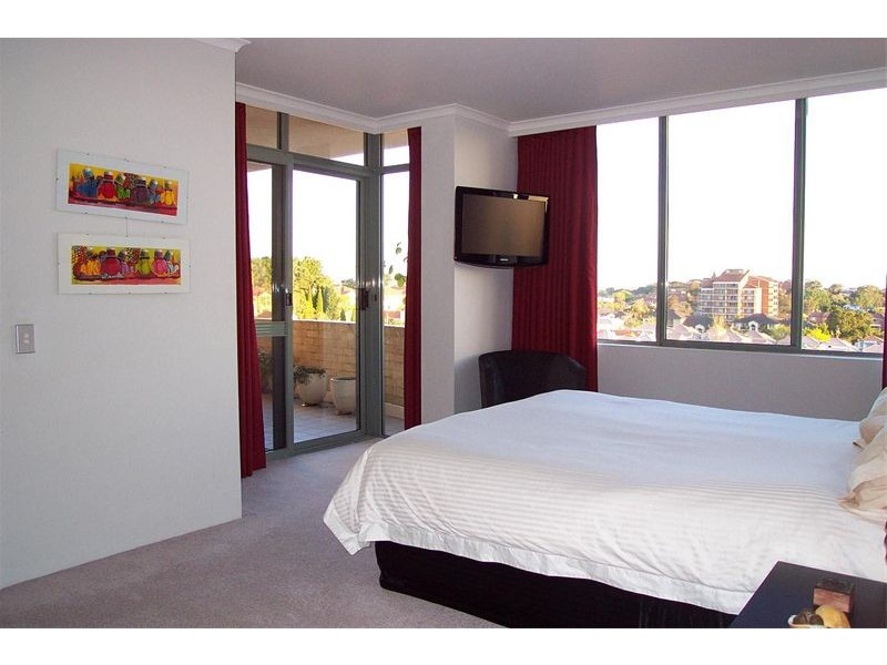 804/93   Brompton Rd, Kensington NSW 2033