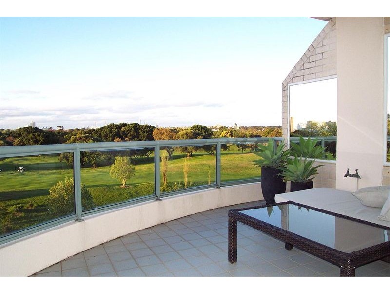 804/93   Brompton Rd, Kensington NSW 2033