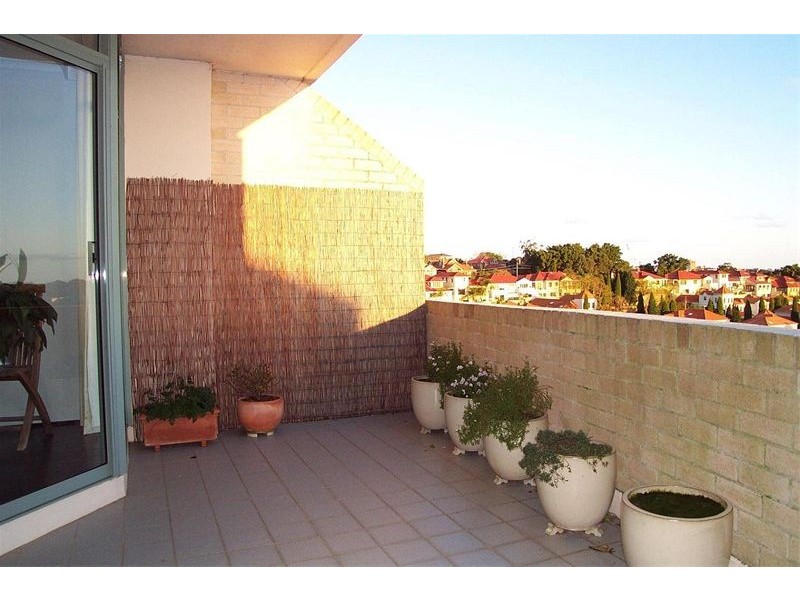 804/93   Brompton Rd, Kensington NSW 2033