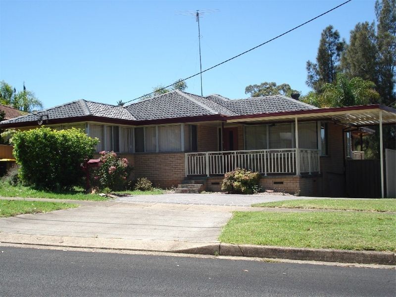 5 Vancouver Avenue, Toongabbie NSW 2146