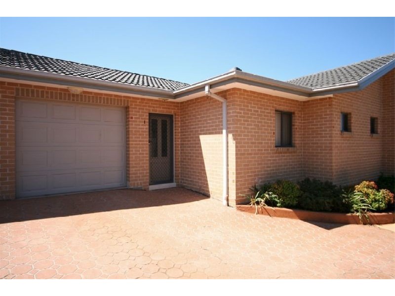 1/164B Targo Road, Girraween NSW 2145