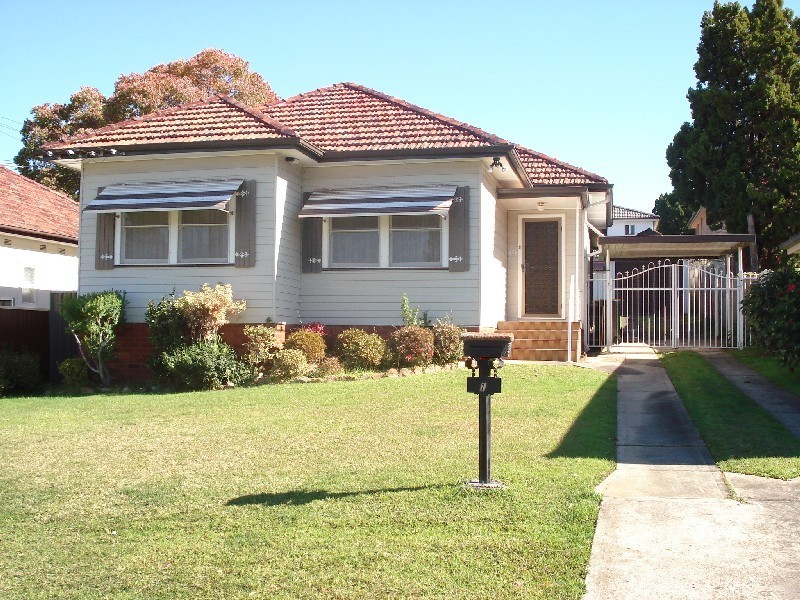 1 Cardigan Street, Guildford NSW 2161