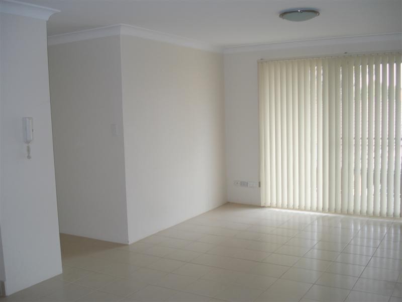 13/107 Lane Street, Wentworthville NSW 2145