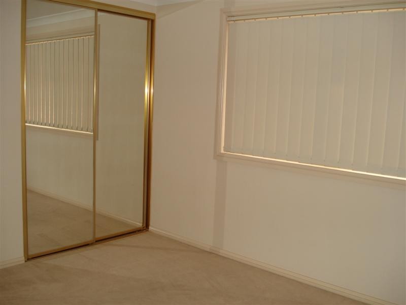 2/163 Targo Road, Girraween NSW 2145