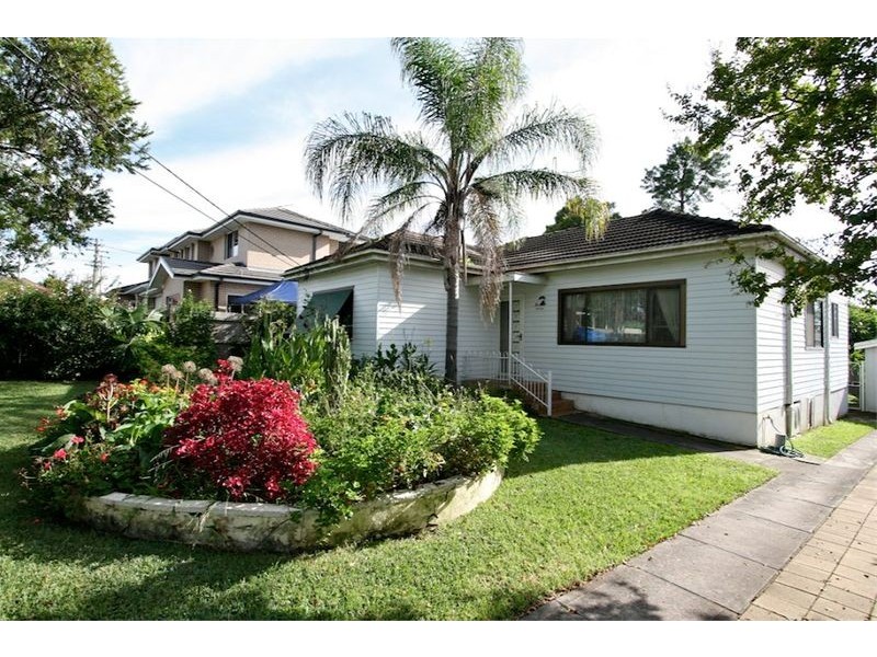 4 Webster Street, Pendle Hill NSW 2145