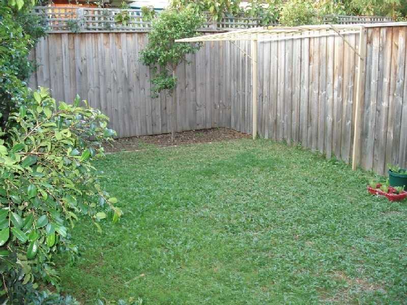 2/22 Faulkner Street, Old Toongabbie NSW 2146