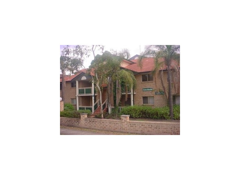 4/253 Dunmore Street, Pendle Hill NSW 2145