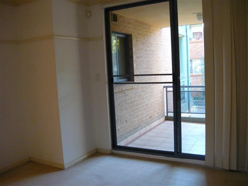 2/9-11 Boundary Street, Parramatta NSW 2150