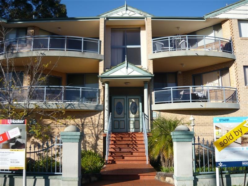 2/9-11 Boundary Street, Parramatta NSW 2150