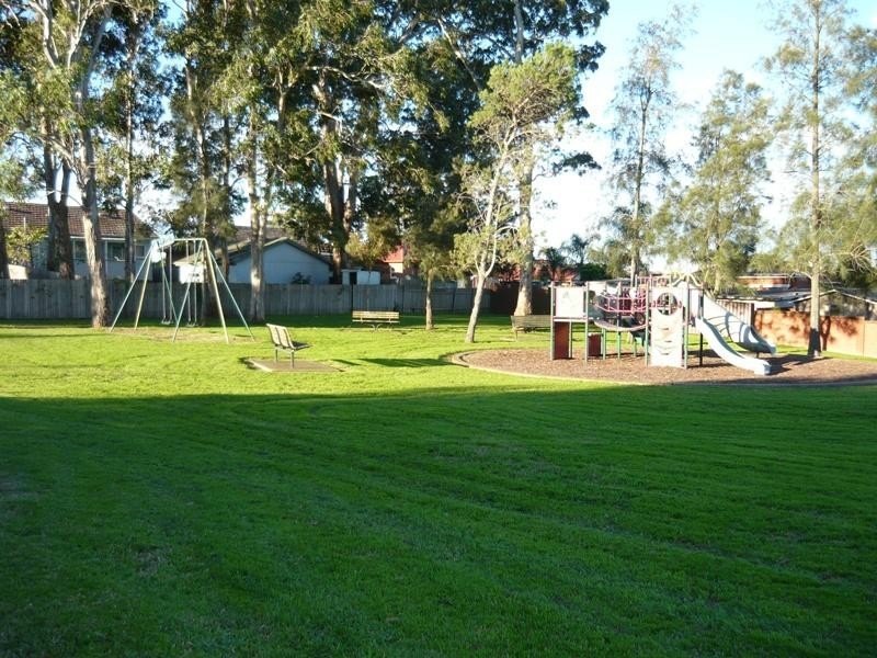 10 Lyle Street, Girraween NSW 2145