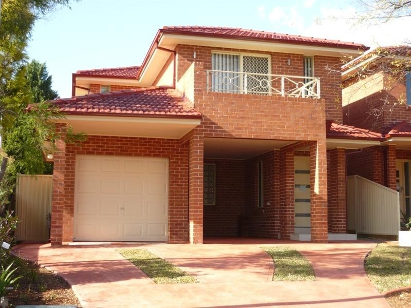 37A Wyena Road, Pendle Hill NSW 2145